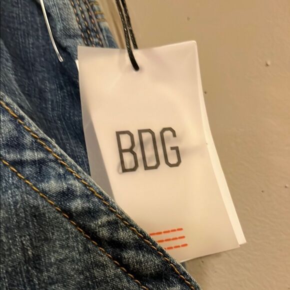 BDG Dark Meg Carpenter Cropped Jeans - Picture 8 of 14